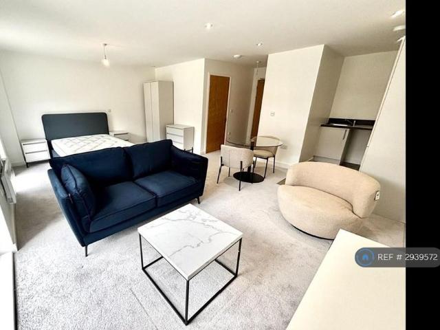 Studio for rent in Ordsall, Salford