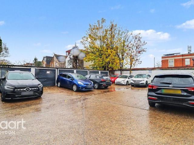 Studio for rent in London Borough of Croydon, Thornton Heath