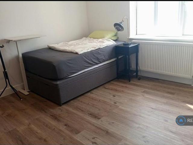Studio for rent in London Borough of Barnet, Greater London