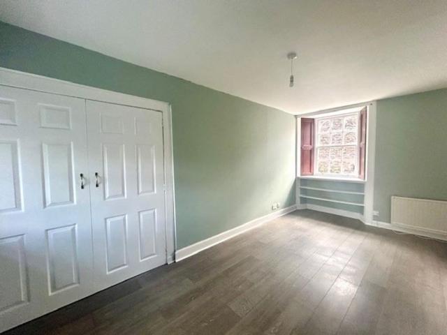 Studio for rent in Lanark, Scotland