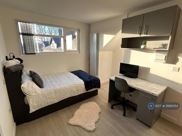 Flat for rent in Old Trafford, Trafford Park