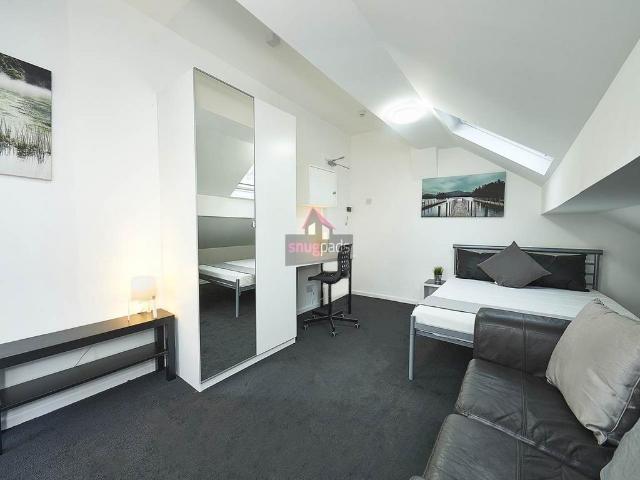 Flat for rent in Little Bolton, Salford