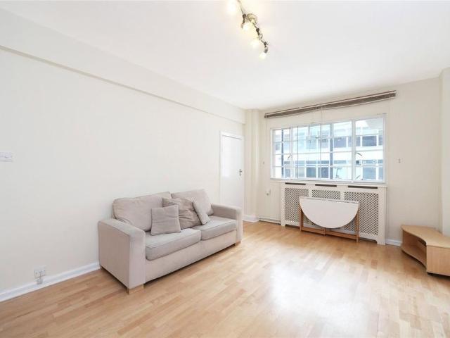 Studio for rent in Kensington, Greater London