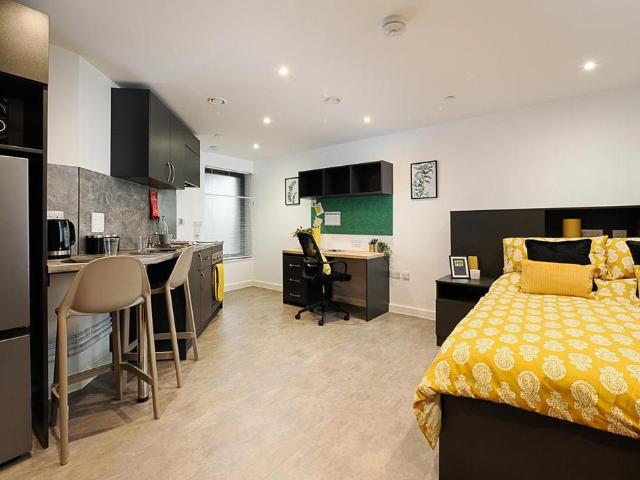 Flat for rent in St. Mildred's, The Bridge