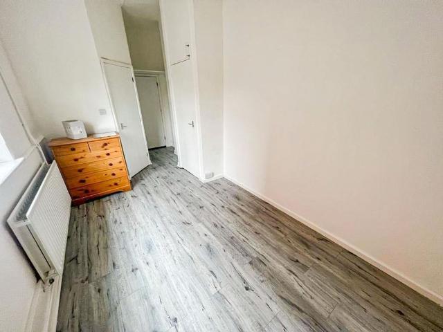 Studio for rent in Hillfields, West Midlands