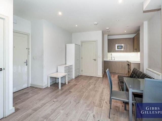 Studio for rent in Greater London