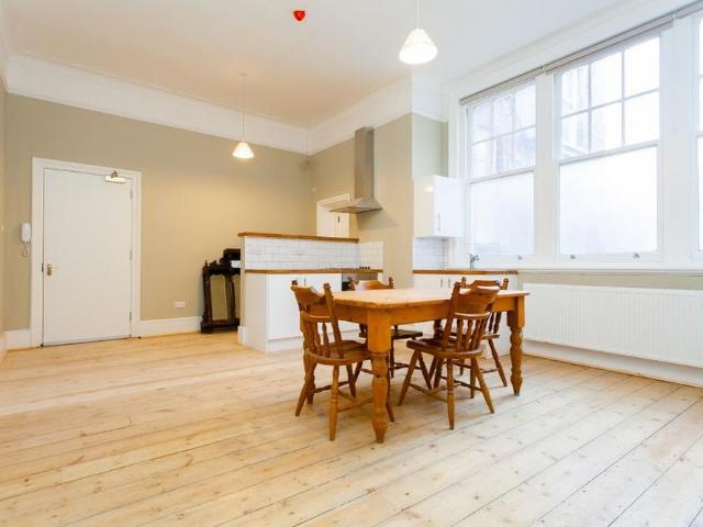 Studio for rent in Forest Gate, Greater London