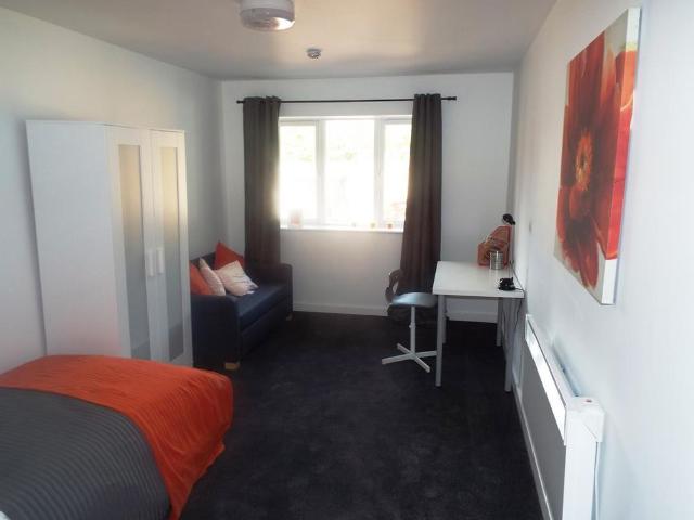 Studio for rent in Park Village, West Midlands