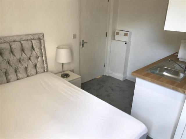 Studio for rent in Old Town, Poole