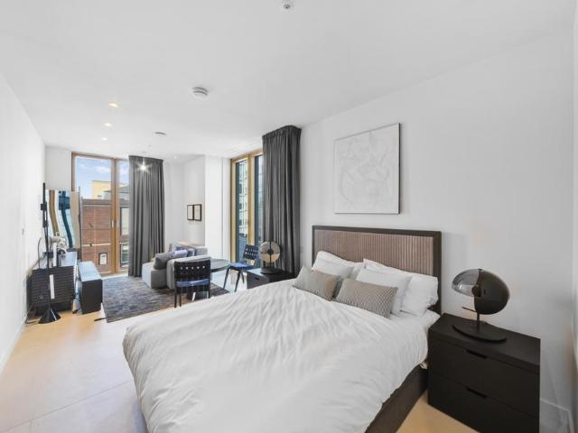 Flat for rent in The Borough, Greater London