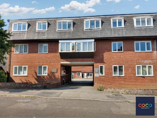 Flat for rent in Poundbury, Fordington