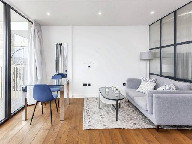 Flat for rent in St. George in the East, Wapping