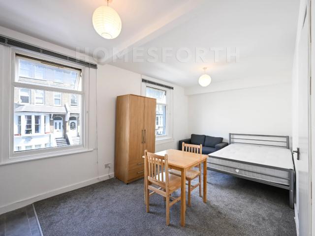 Studio for rent in Kilburn, Greater London