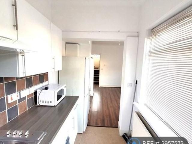 Studio for rent in London Borough of Croydon, Norbury