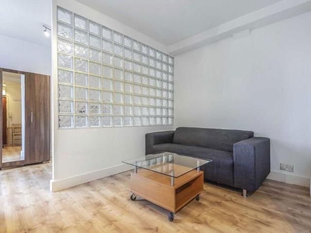 Studio for rent in St. John's Wood, Greater London