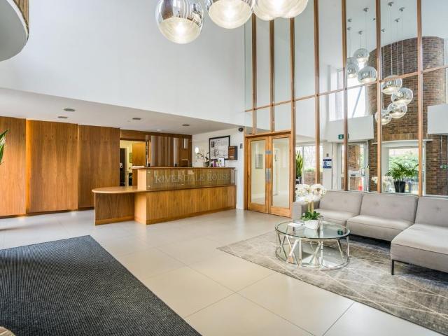 Flat for rent in London Borough of Lewisham, Ladywell