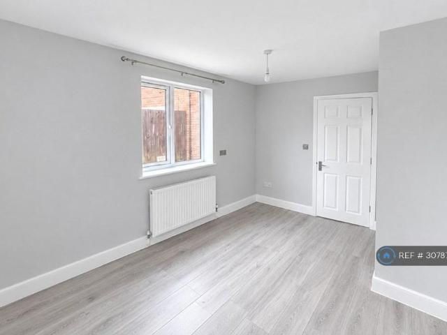 Studio for rent in North Stoneham, Eastleigh