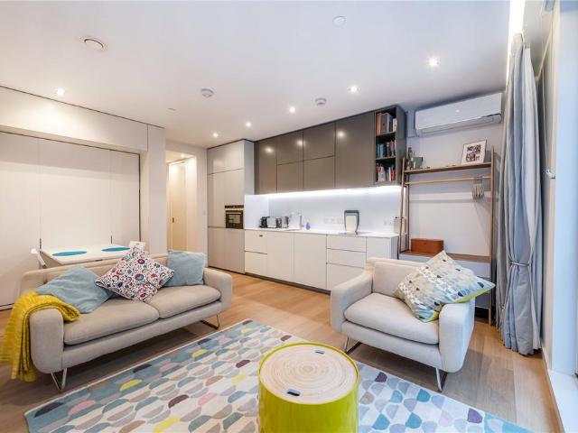 Flat for rent in King's Cross, Greater London