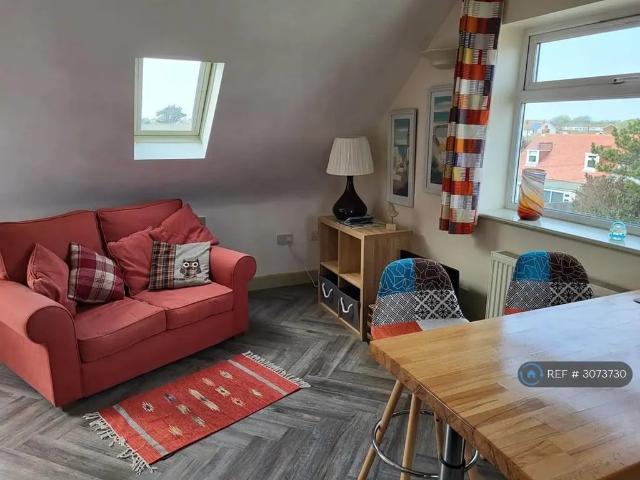 Studio for rent in Bracklesham, Chichester