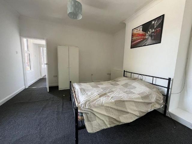 Studio for rent in Haddon, East Midlands