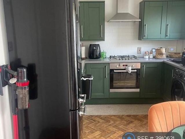 Studio for rent in Langford Village, Evershot