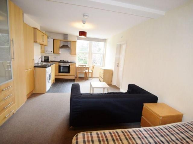 Studio for rent in Endcliffe, Isle Of Man