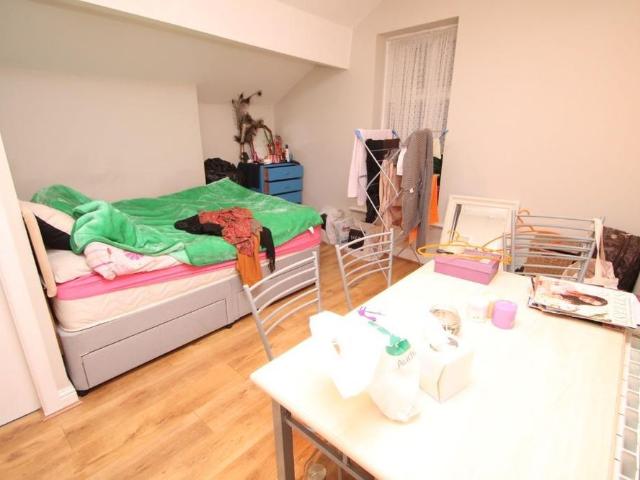 Studio for rent in Salford, Greater Manchester