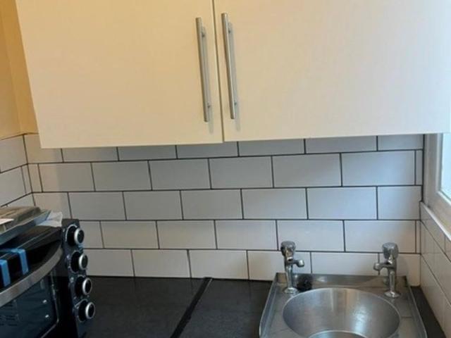 Studio for rent in Aldrington