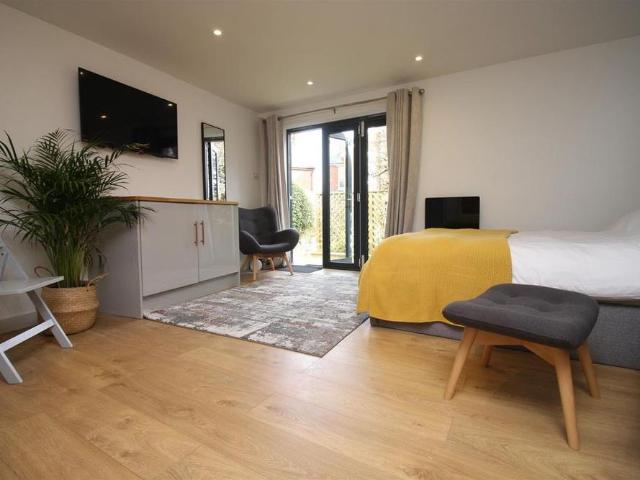 Studio for rent in The Friary, Salisbury