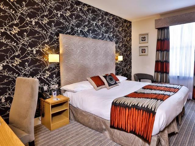 Studio for rent in Roselands, Eastbourne