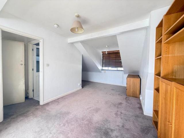 Studio for rent in Royal Tunbridge Wells, Tunbridge Wells