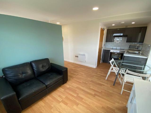 Flat for rent in Devonshire, South Yorkshire