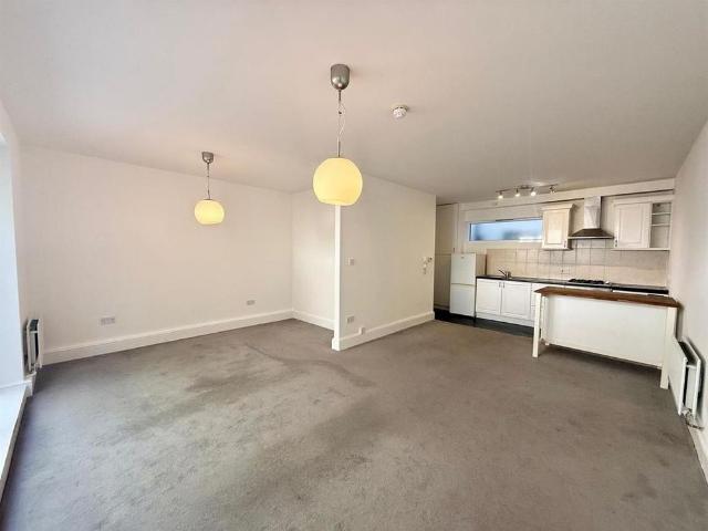 Studio for rent in Round Hill, Brighton