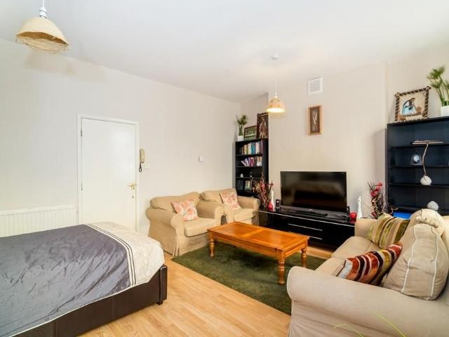 Studio for rent in Fitzrovia, Greater London