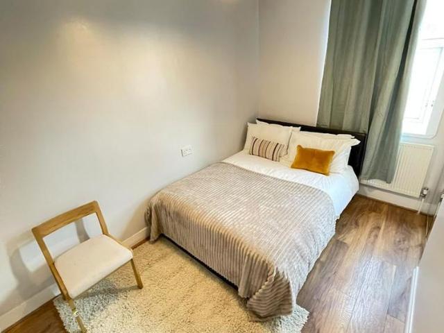 Studio for rent in South Tottenham, Greater London