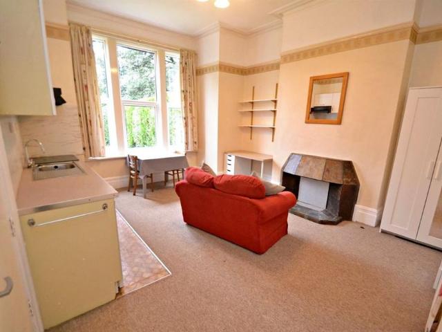 Studio for rent in Old Town, Poole