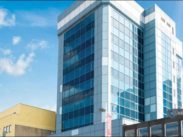 Flat for rent in Slough, Isle Of Man