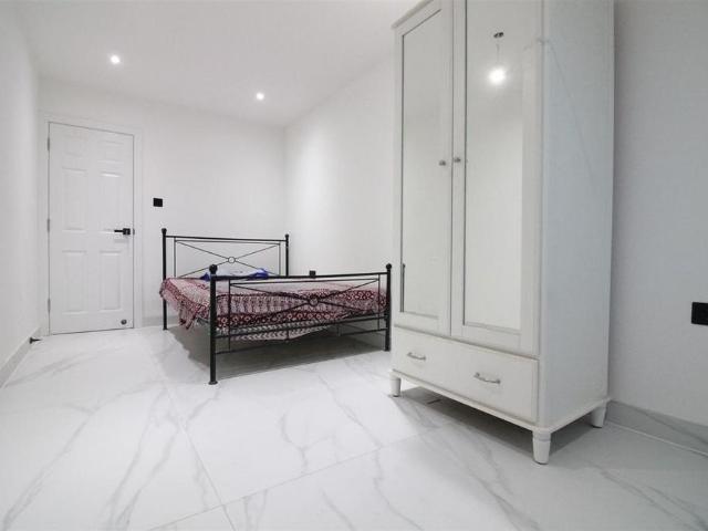 Studio for rent in Northwood, Greater London
