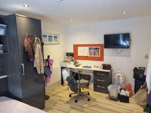 Studio for rent in The Polygon, City Of Southampton