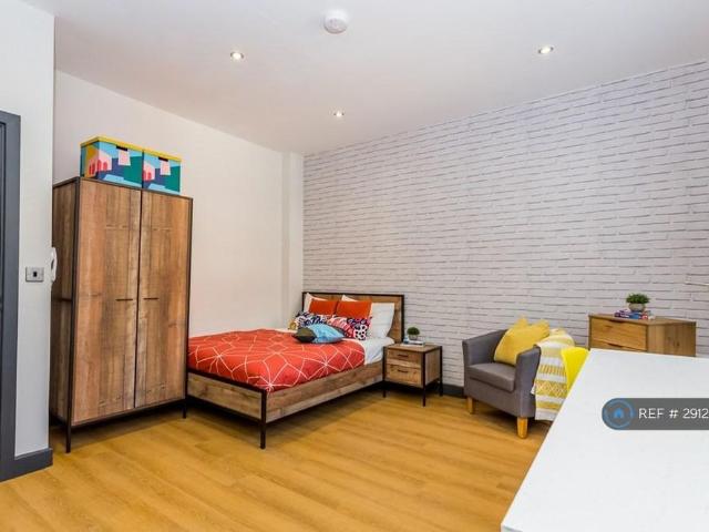 Studio for rent in Ayresome, Normanby