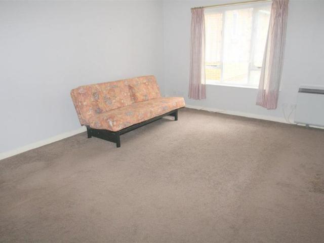 Studio for rent in Midway, Kent