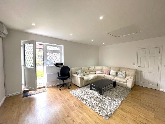 Studio for rent in Greater London