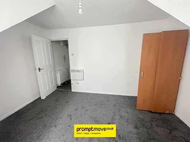 Studio for rent in Spring Park, Luton