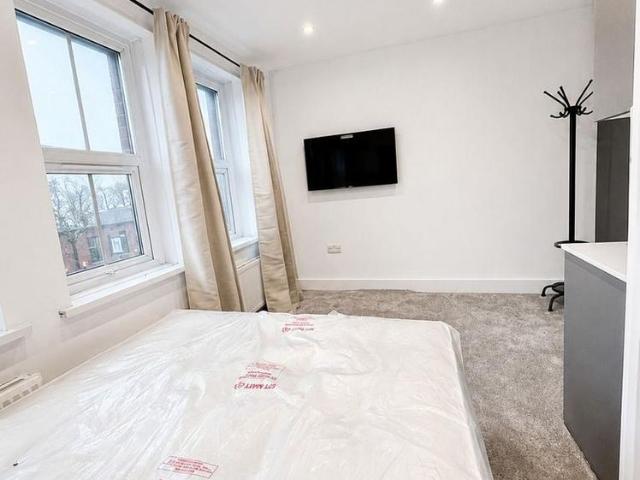 Studio for rent in Earlsfield, Greater London