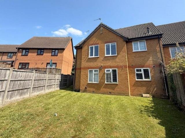 Flat for rent in Toddington, Bedfordshire
