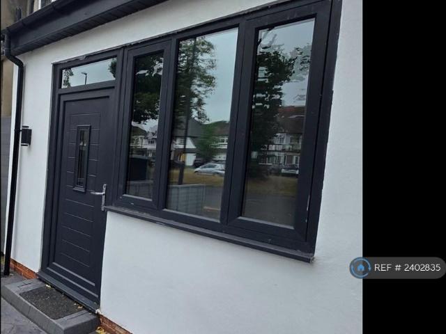 Flat for rent in Hall Green, West Midlands