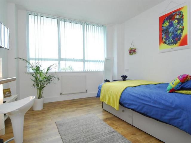 Studio for rent in Barbican, Plymouth