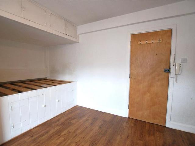 Studio for rent in Charlotteville, Westborough
