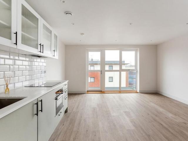 Studio for rent in Tower Hill, Horsham