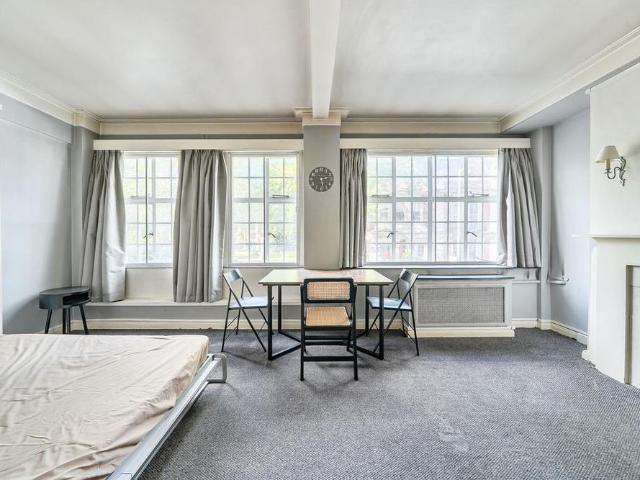 Studio for rent in Royal Borough of Kensington and Chelsea, Greater London